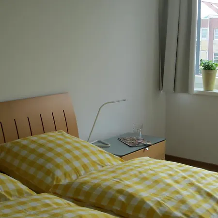 K9 Apartment *