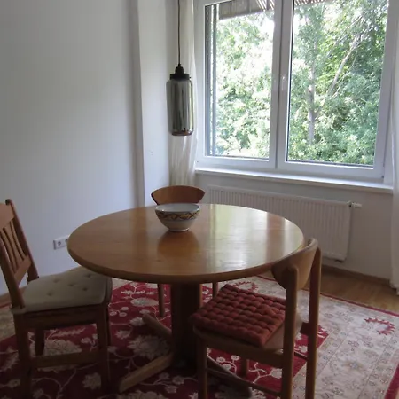 Apartment K9 *