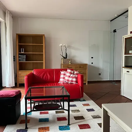 K9 Apartment *