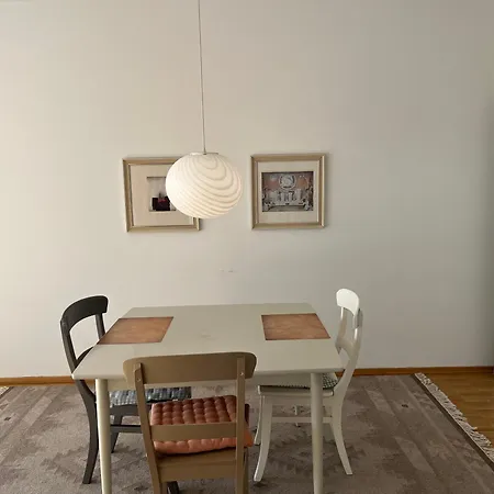 K9 Apartment