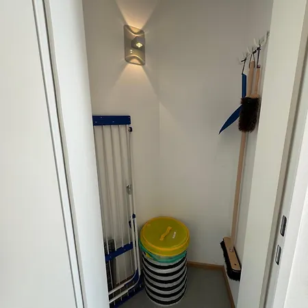 K9 Apartment *